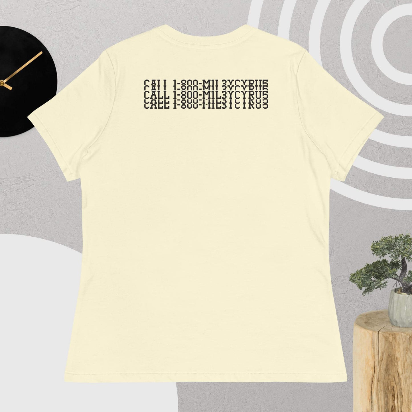 Twerk 2 Women's Relaxed T-Shirt Light