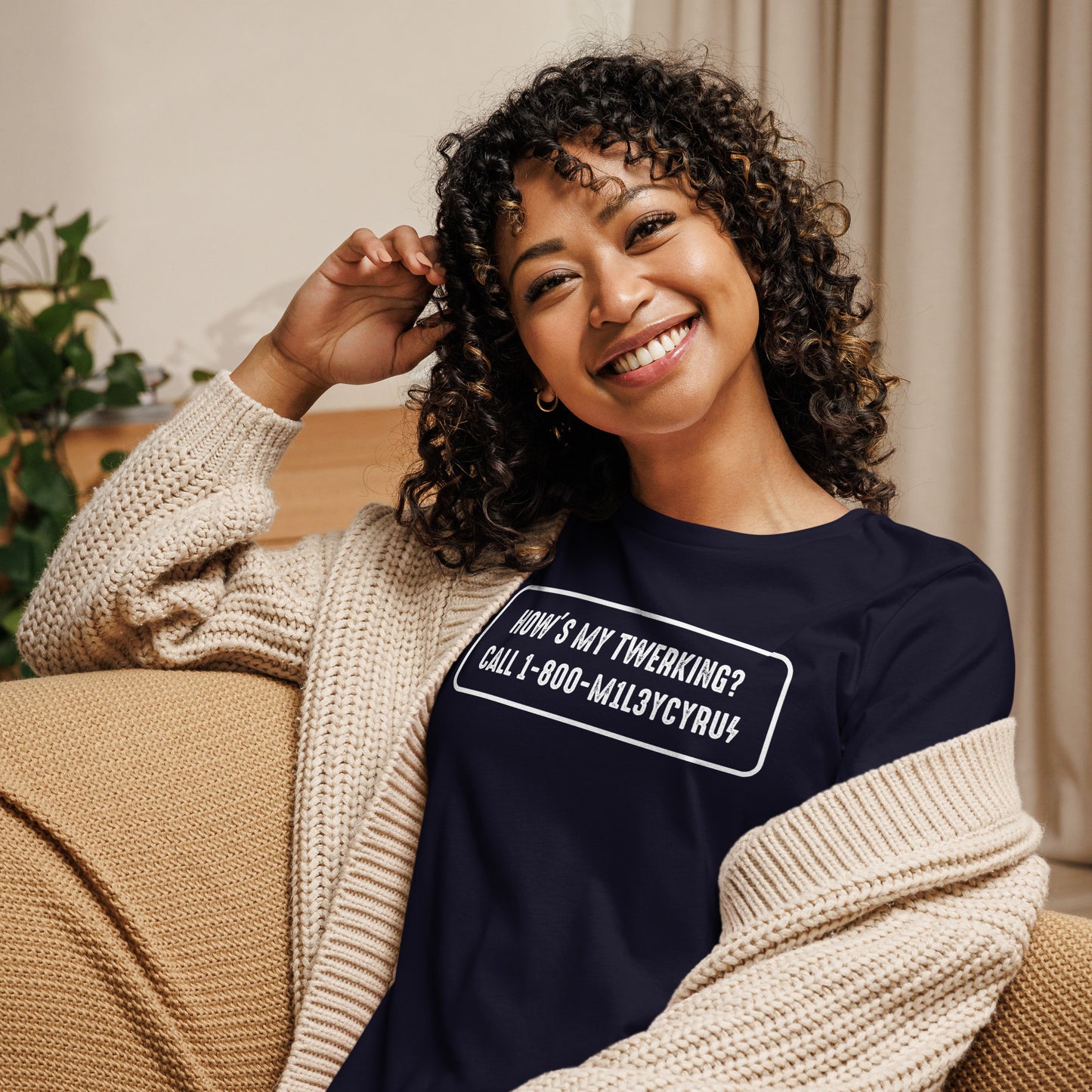 Twerk Women's Relaxed T-Shirt Dark